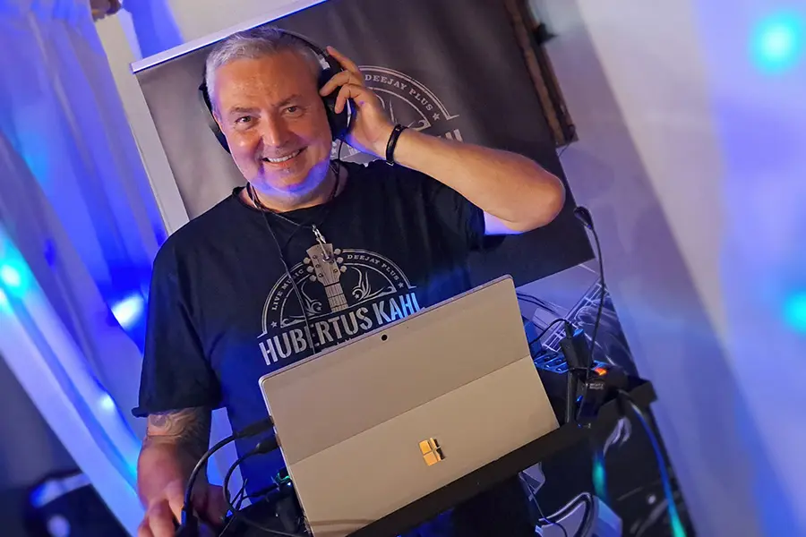 Hubertus Kahl, Kahl Music, One-Man-Band, DJ, Alleinunterhalter, Duo-Man Band, Musik, Duo, Livemusik, Live, Live is Life, Trio, Event